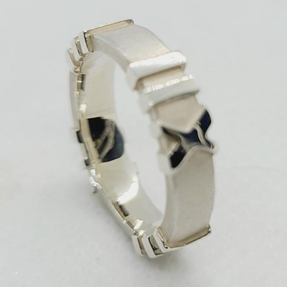 Tiffany & Co Silver Sterling Atlas Ring